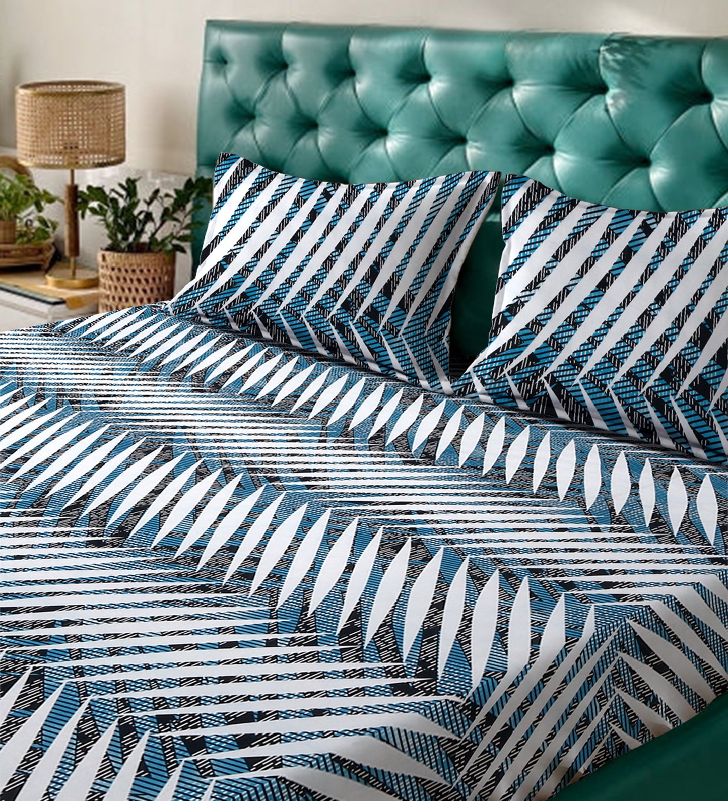 280 TC Mixed Cotton Bedsheet Set with 2 Pillow Covers image 1