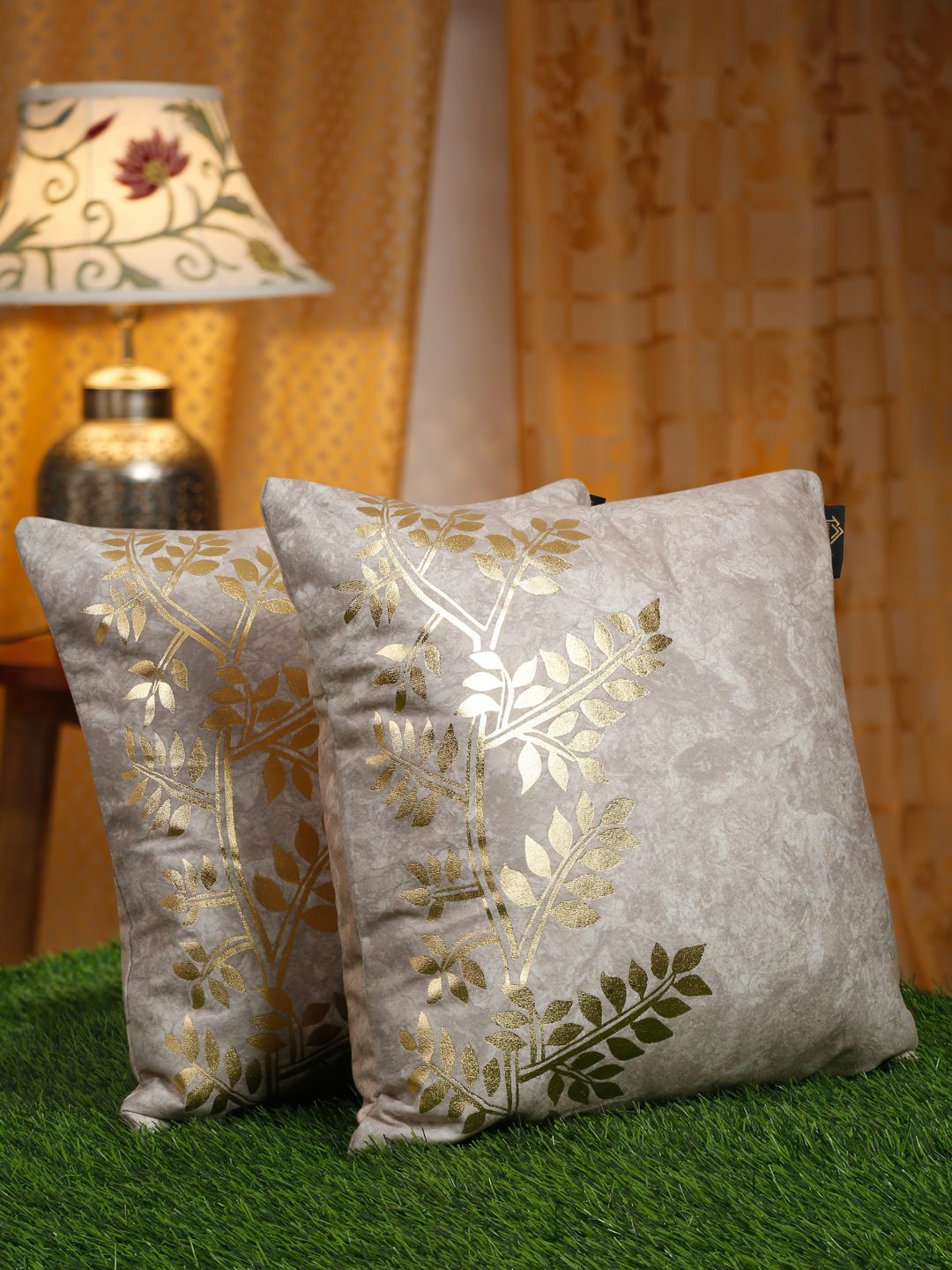 16X16 Soft Velvet , Foil Printed Cream & Gold ,Zipper - Pack of 2 image