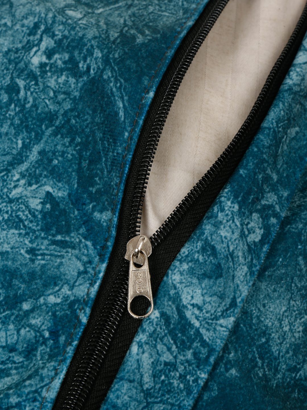 16X16 Soft Velvet , Foil Printed Blue & Gold ,Zipper image 4