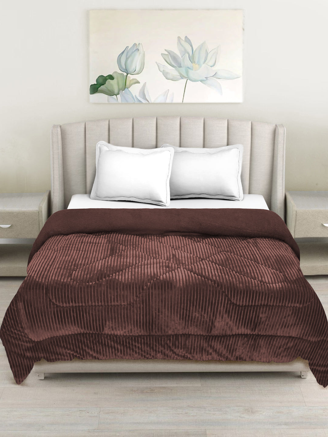 Brown Luxury Microfibre Filled Ultra Soft Embossed Sherpa Double Bed Quilt