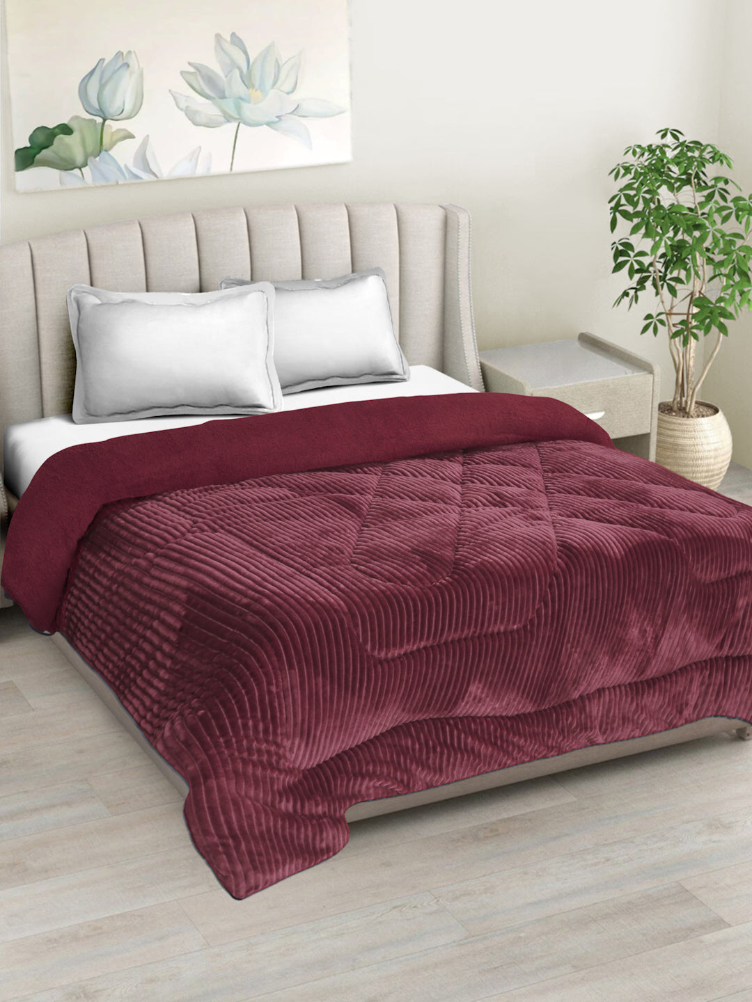 Maroon Luxury Microfibre Filled Ultra Soft Embossed Sherpa Double Bed Quilt