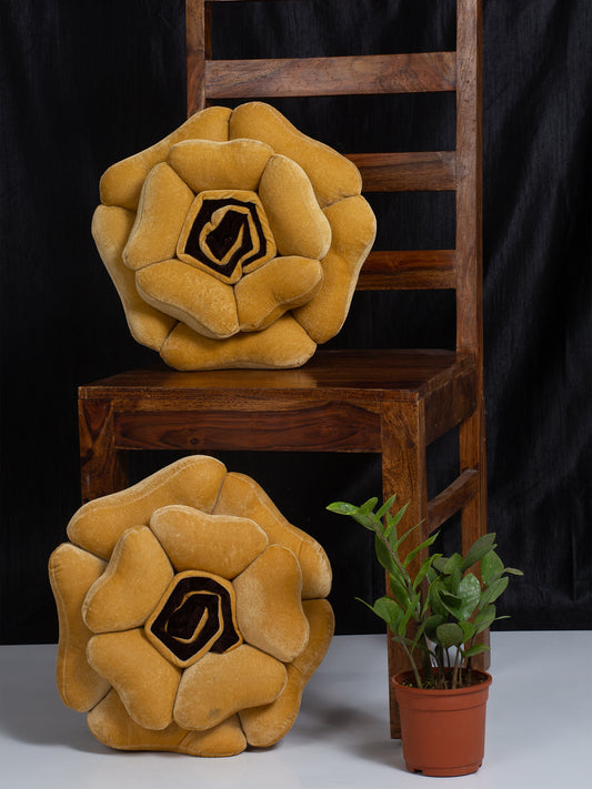HOSTA HOMES Set Of 2 Gold-Coloured Flower Shaped Cushions image 0