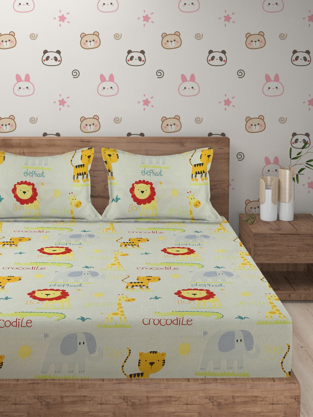 Hosta Homes Animal Amista Multicolored Bed Sheet With Pillow Covers image 1