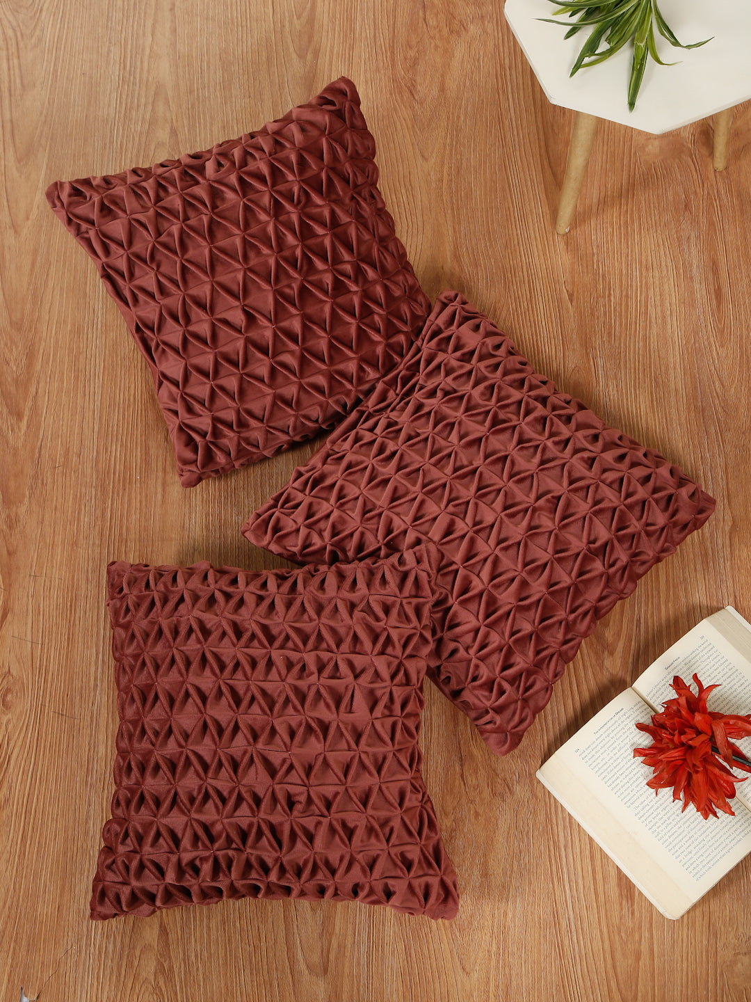 SOFT VELVET HAND CRATFED CUSHION COVERS ( 16 X 16 INCH )