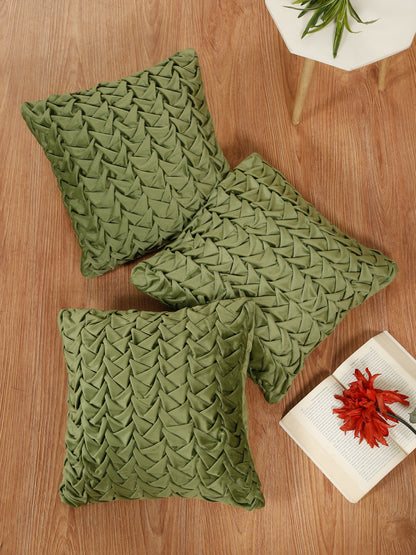 SOFT VELVET HAND CRATFED CUSHION COVERS ( 16 X 16 INCH )