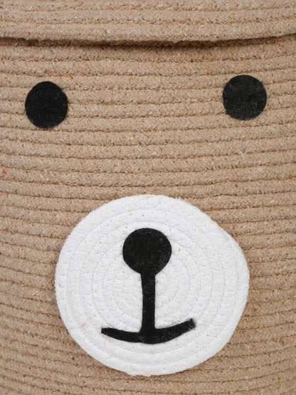 Decorative brown bear laundry bin for kids’ room