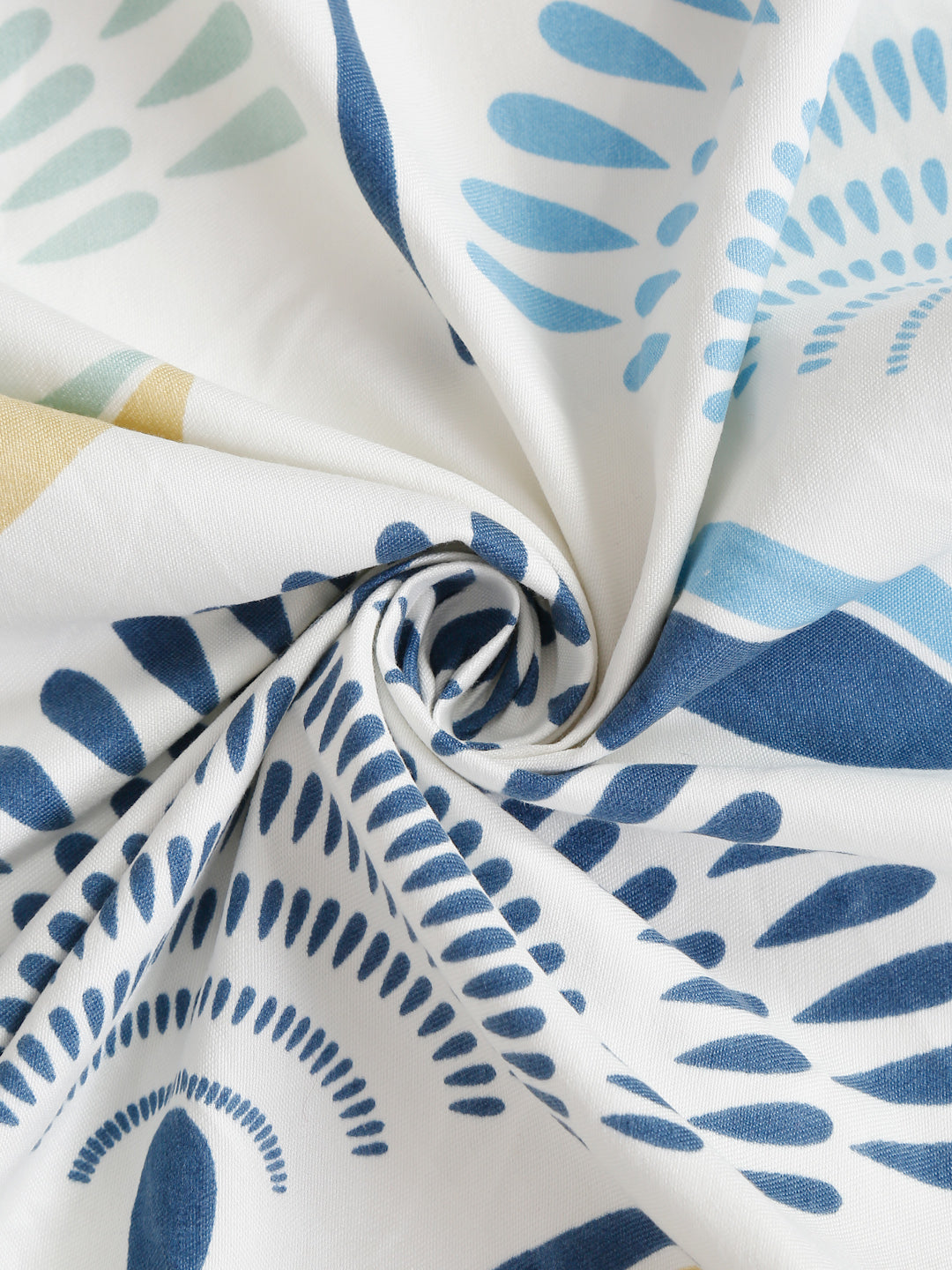 Soft Pollycotton Floral Bedsheet 220 TC Bedsheet with Maching  pillow cover