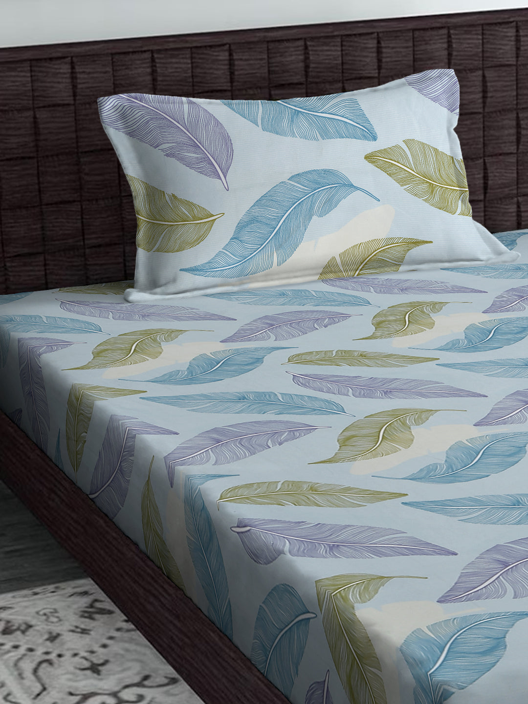 Soft Pollycotton Floral Bedsheet 220 TC Bedsheet with Maching  pillow cover
