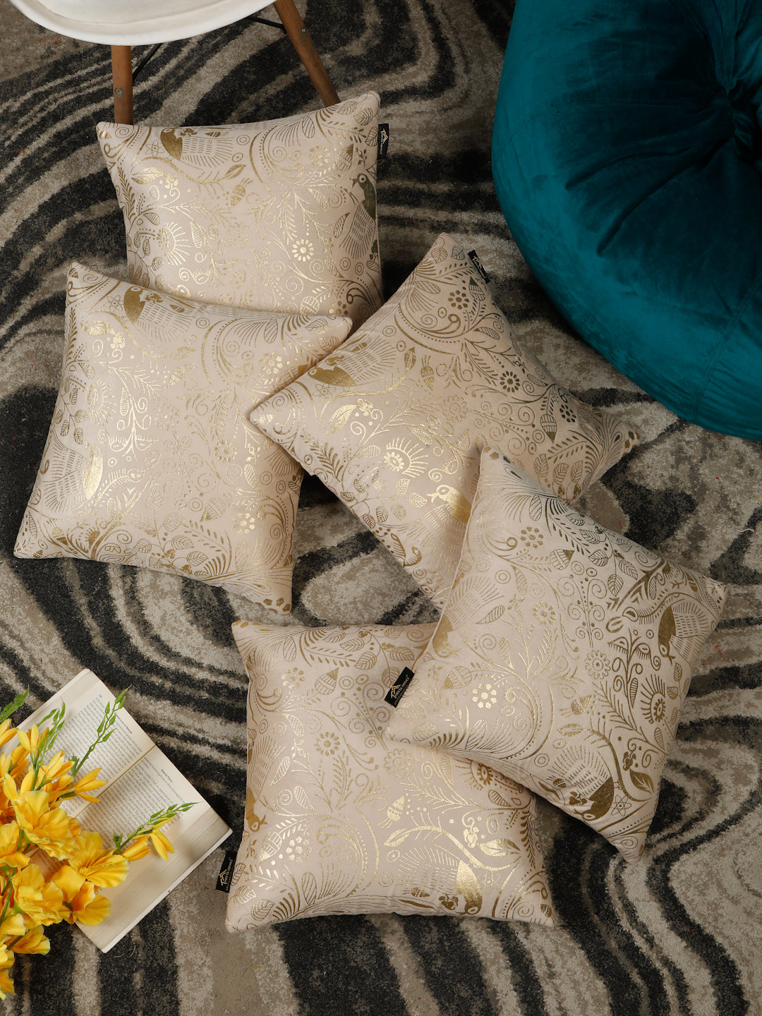Cream-Coloured & Gold-Toned Set of 2 Floral Velvet Square Cushion Covers