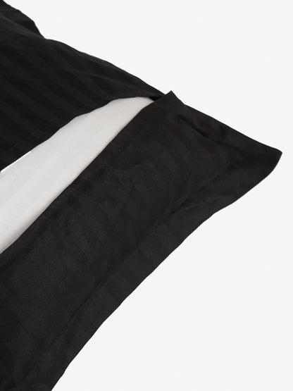 Striped Cotton Pillow Covers with Zip Closure (2 Pcs)