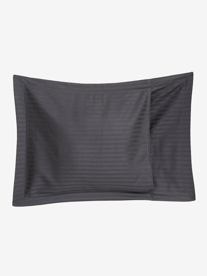 Striped Cotton Pillow Covers with Zip Closure (2 Pcs)