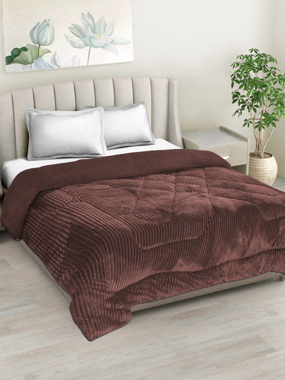 Brown Luxury Microfibre Filled Ultra Soft Embossed Sherpa Double Bed Quilt