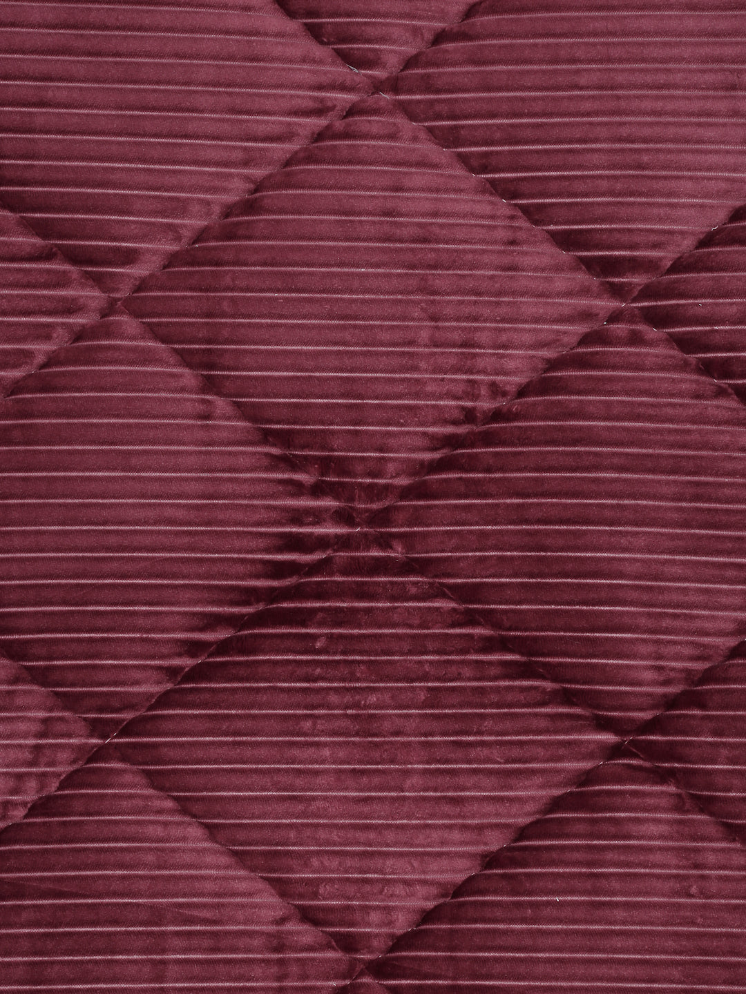 Maroon Luxury Microfibre Filled Ultra Soft Embossed Sherpa Double Bed Quilt