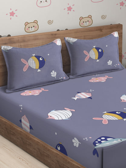 Hosta Homes Cute Mini Fish Printed Multicolored Bed Sheet With Pillow Covers image 2