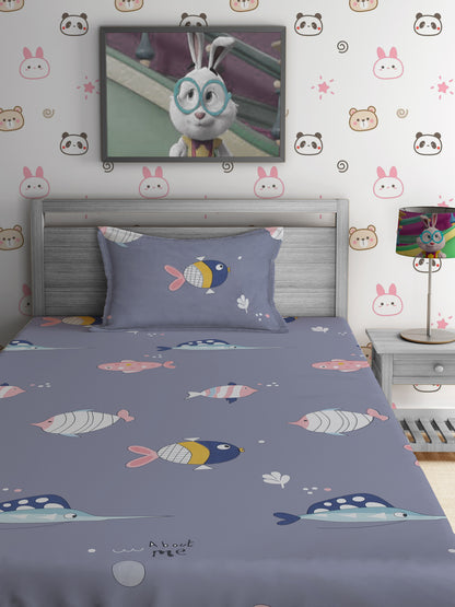 Hosta Homes Cute Mini Fish Printed Multicolored Bed Sheet With Pillow Cover image 1