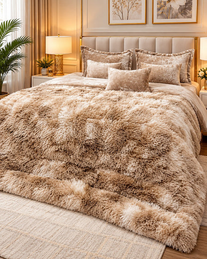 LUXURIOUS QUILT / RAJAI