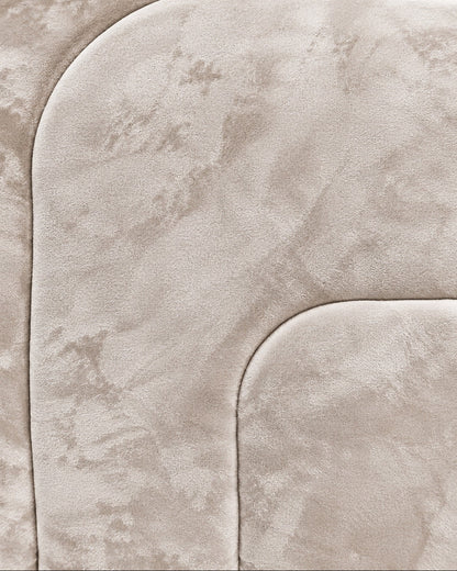 LUXURIOUS QUILT / RAJAI