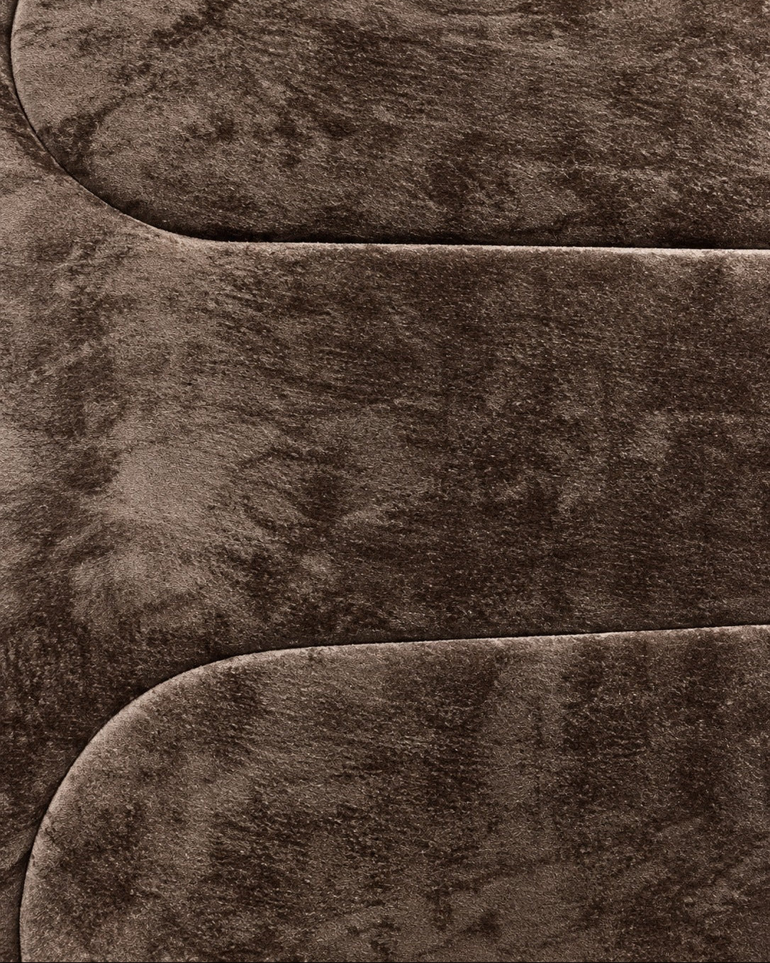 LUXURIOUS QUILT / RAJAI
