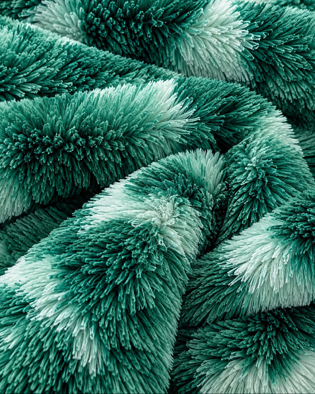 LUXURIOUS QUILT / RAJAI