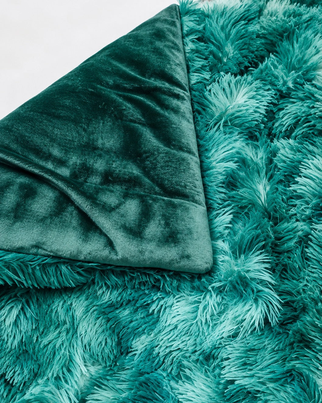 LUXURIOUS QUILT / RAJAI