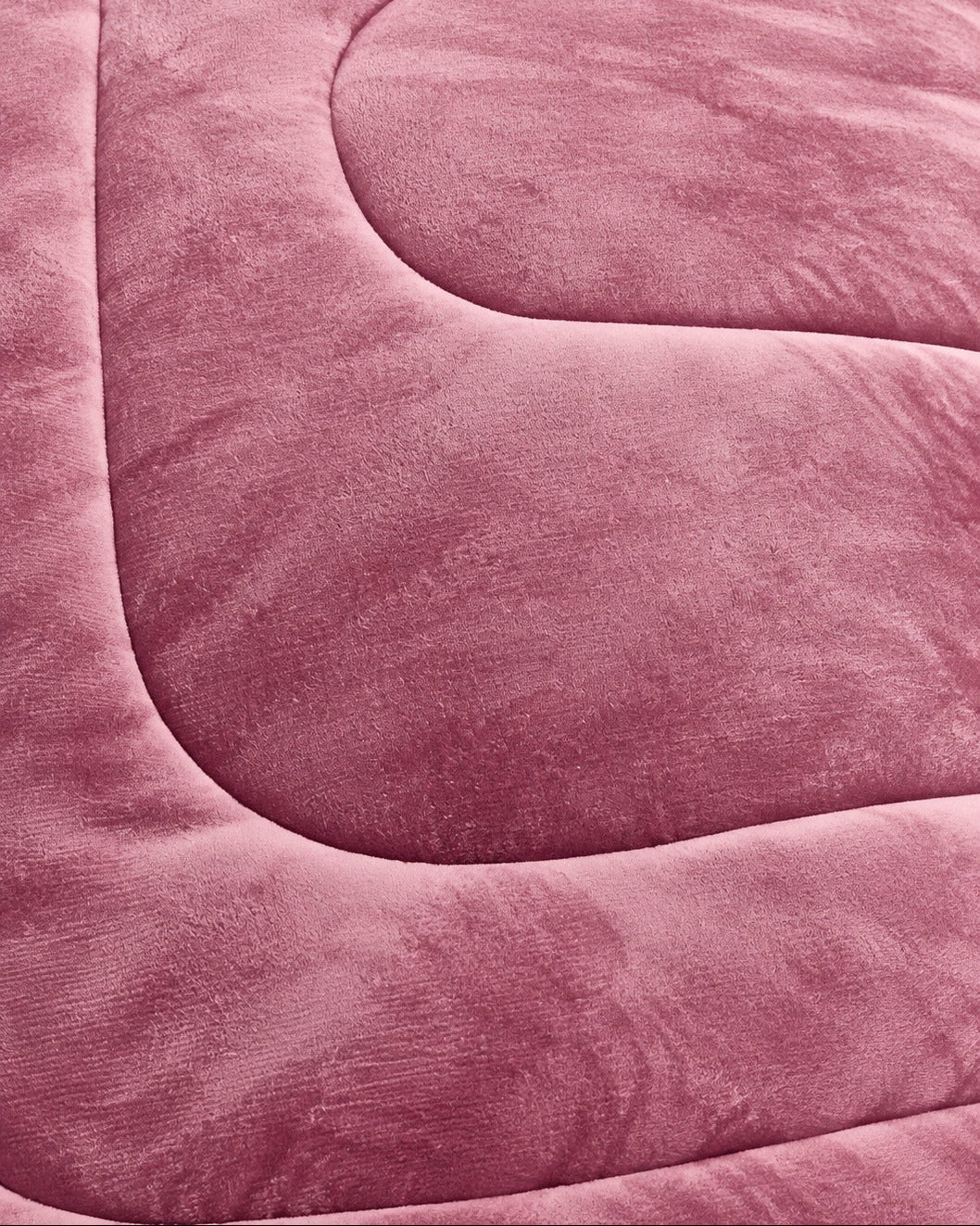 LUXURIOUS QUILT / RAJAI