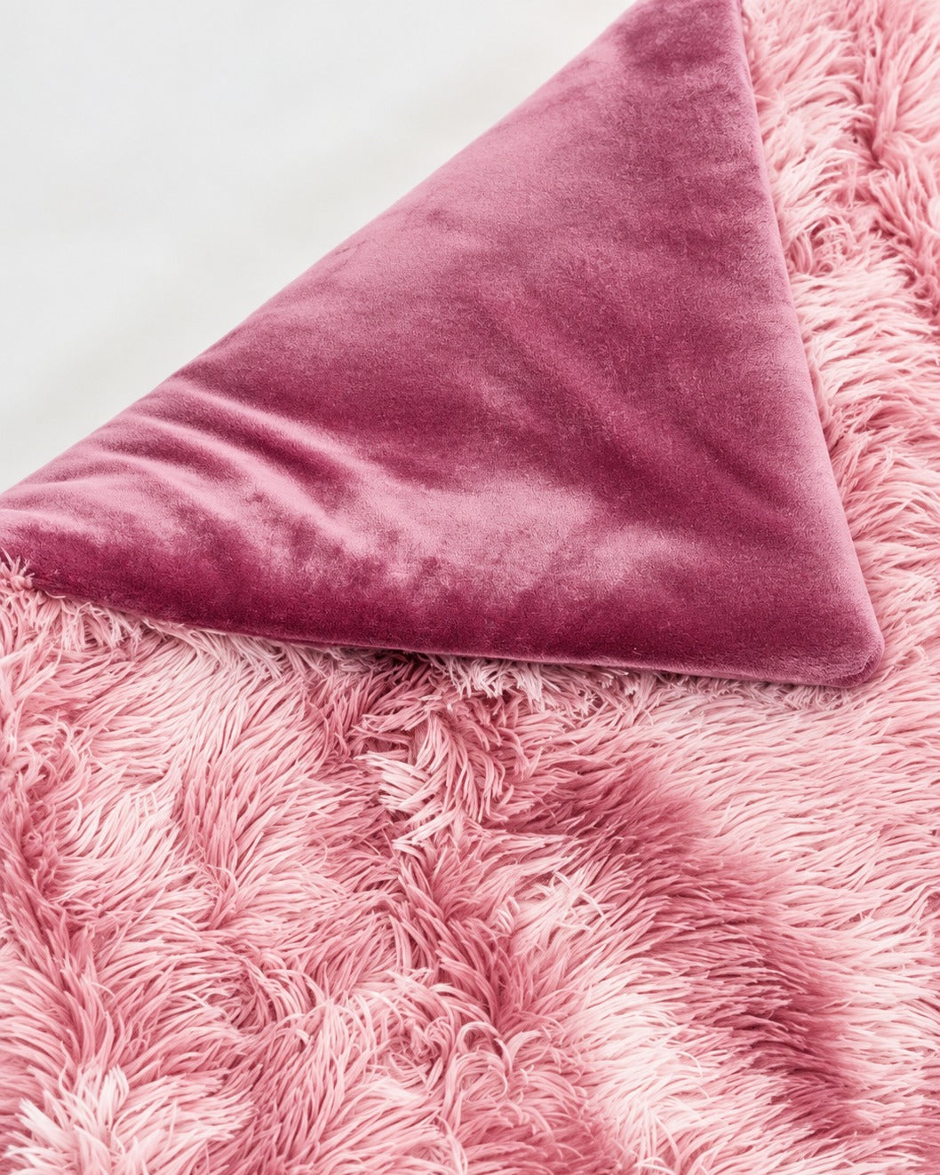 LUXURIOUS QUILT / RAJAI