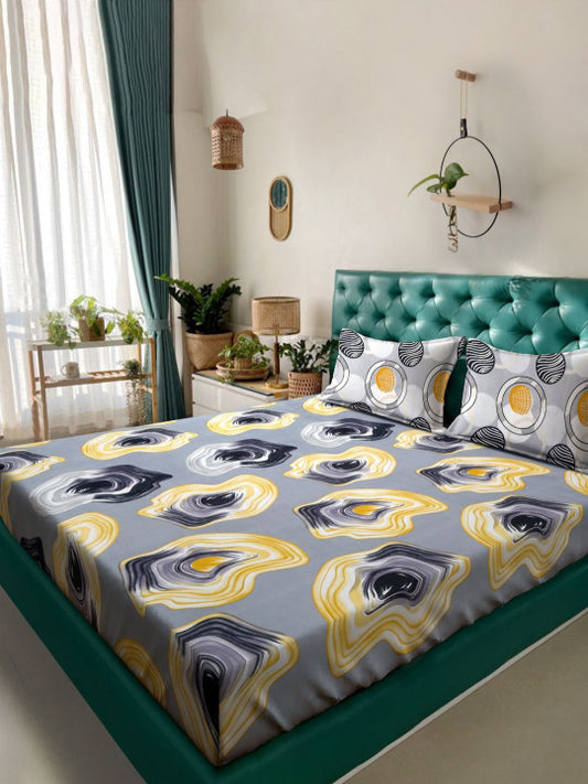 Grey Geometric Polycotton 300 TC Fitted Queen Fine Bedsheet with 2 Pillow Covers-72 x 78 inches